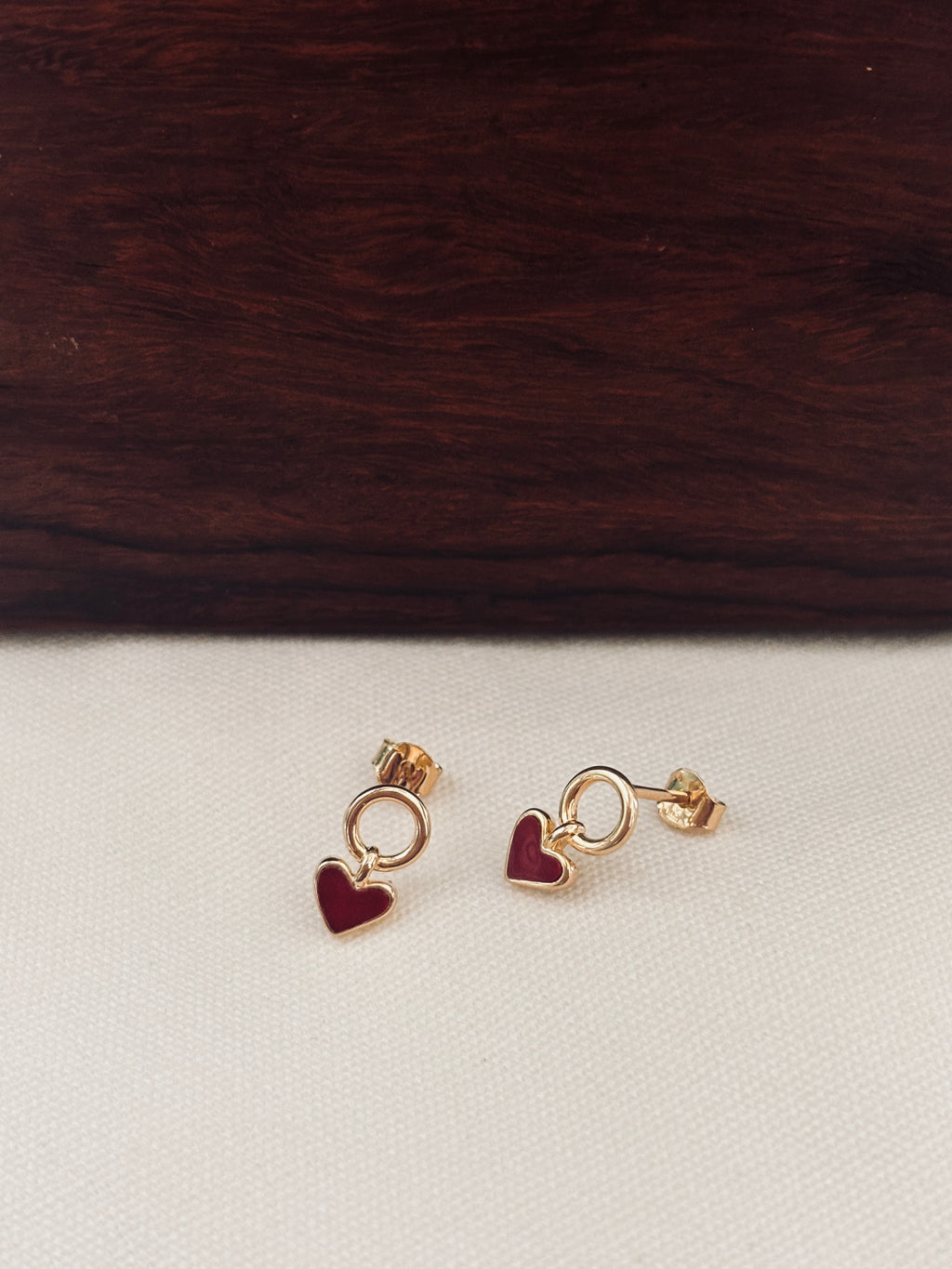 Boucles d'Oreilles Coeur Rouge Pendantes Valentine Plaqué Or