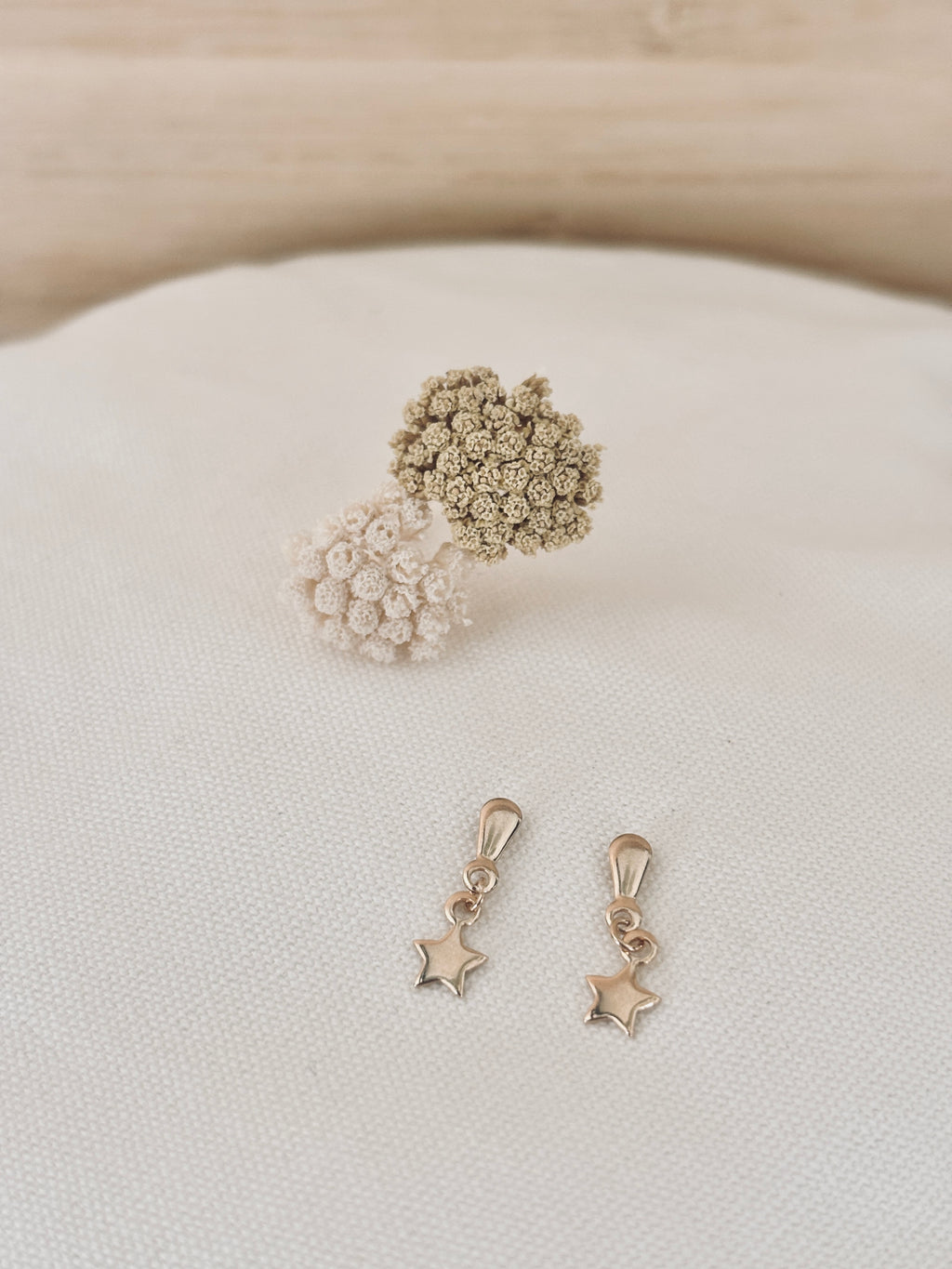Boucles d'Oreilles Etoiles Célestine Pendantes Plaqué Or