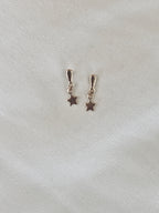 Boucles d'Oreilles Etoiles Célestine Pendantes Plaqué Or