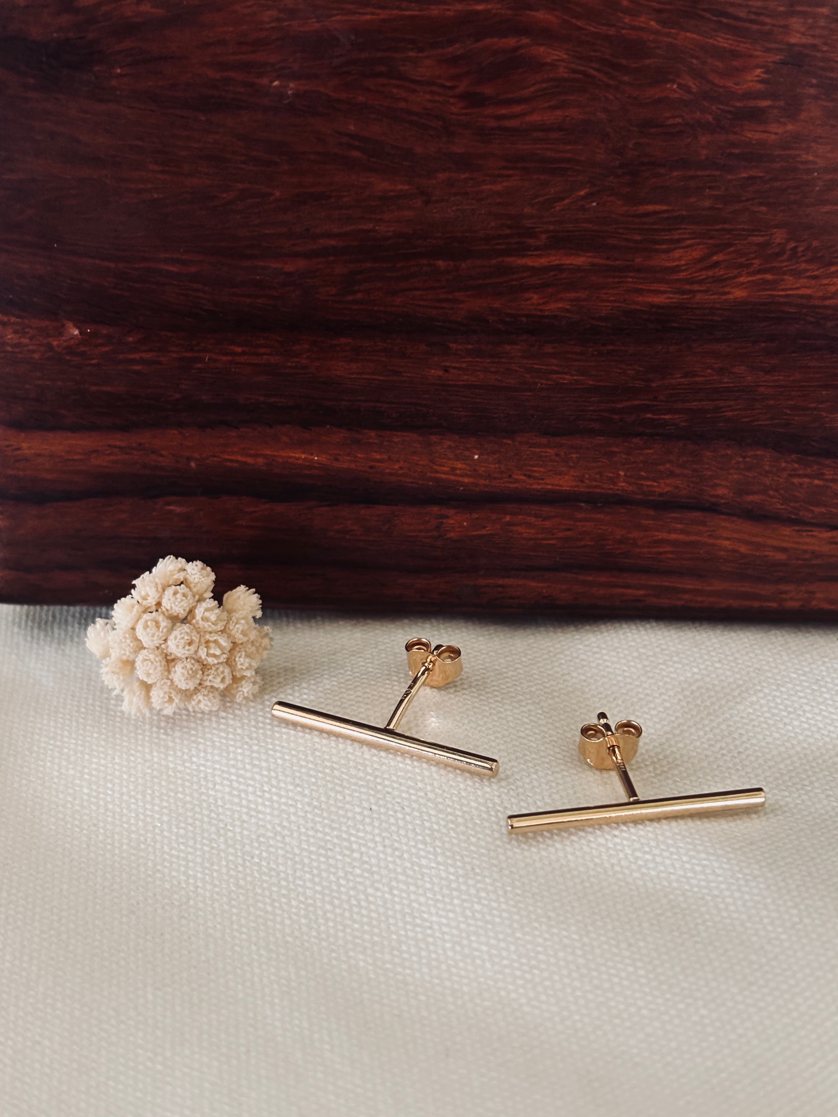 Boucles d'Oreilles Puces Barre Billy Plaqué Or