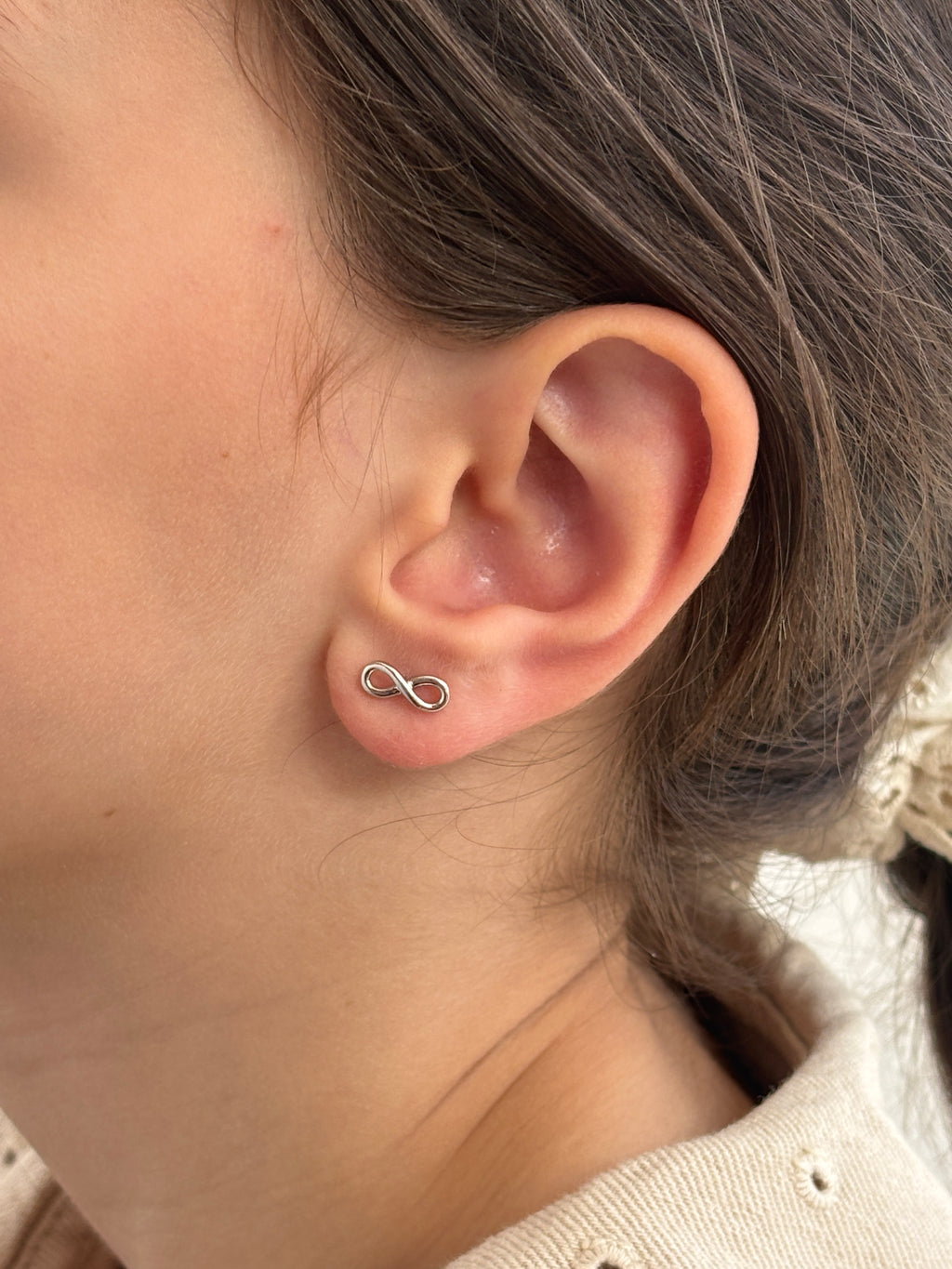 Boucles d'Oreilles Puces Infini Callie Argent