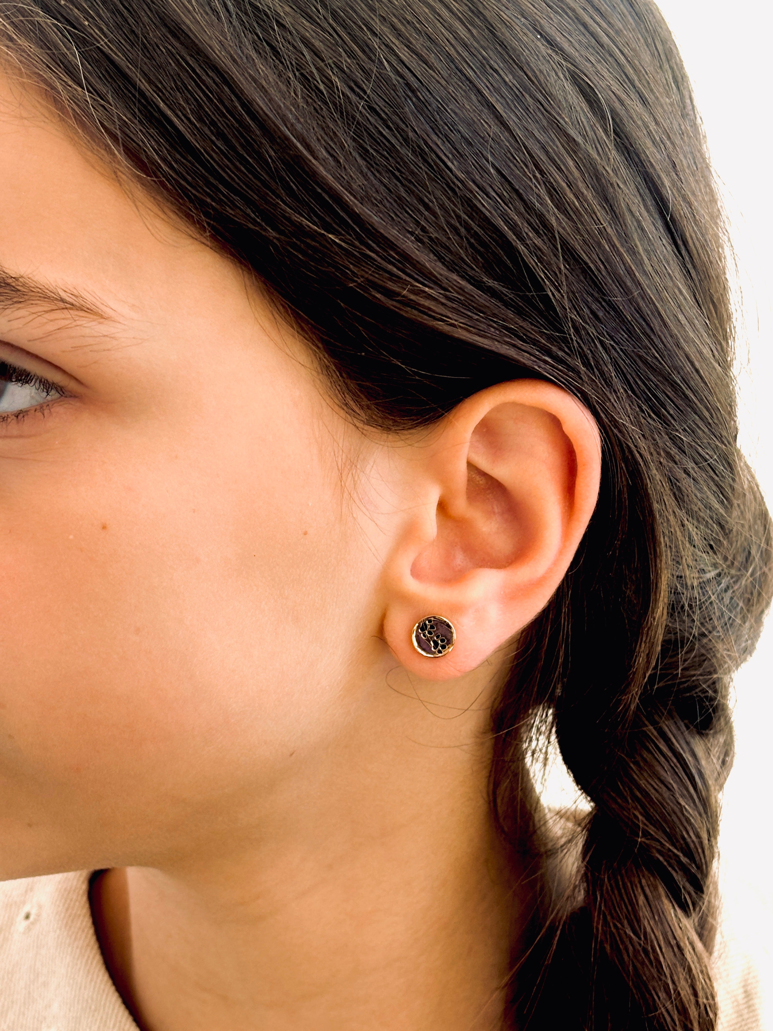 Boucles d'Oreilles Puces Patte De Chien Rita Plaqué Or