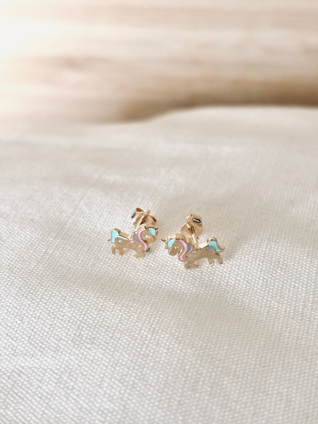 Boucles d'Oreilles Puces Licorne Lise Plaqué Or
