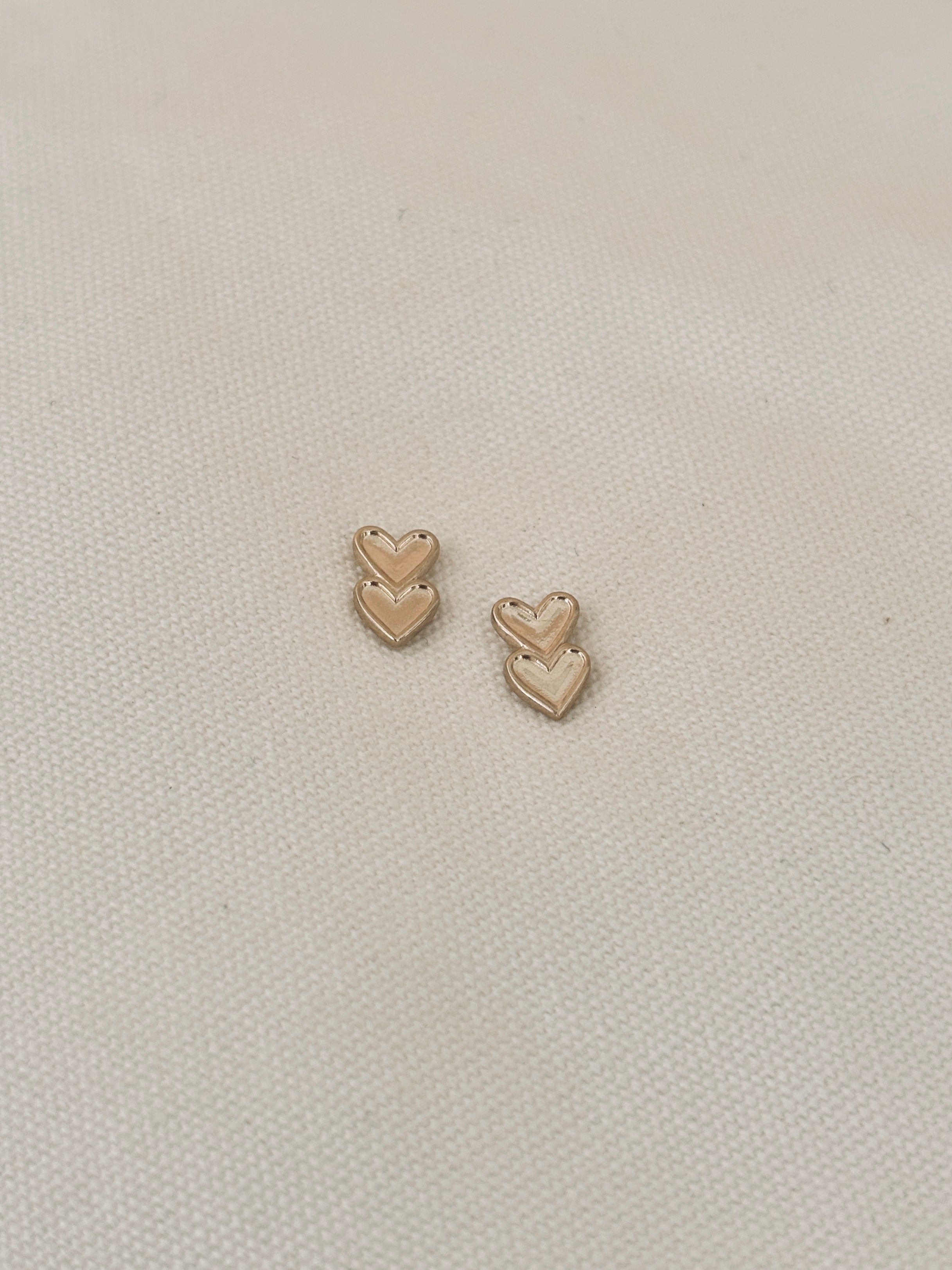 Boucles d'Oreilles Puces Double coeur Noémie Plaqué Or