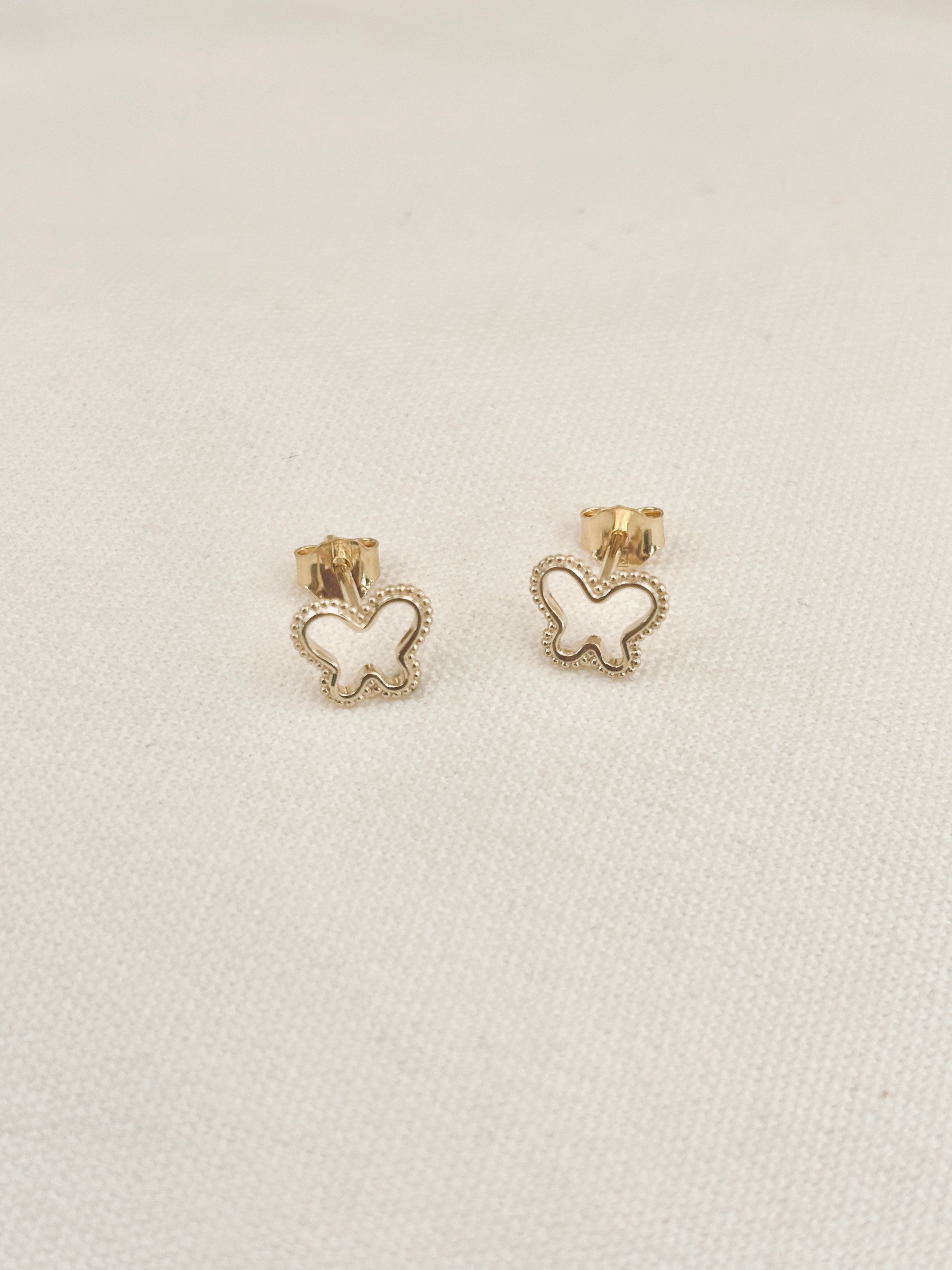 Boucles d'Oreilles Puces Papillon Ajouré Suzon Plaqué Or