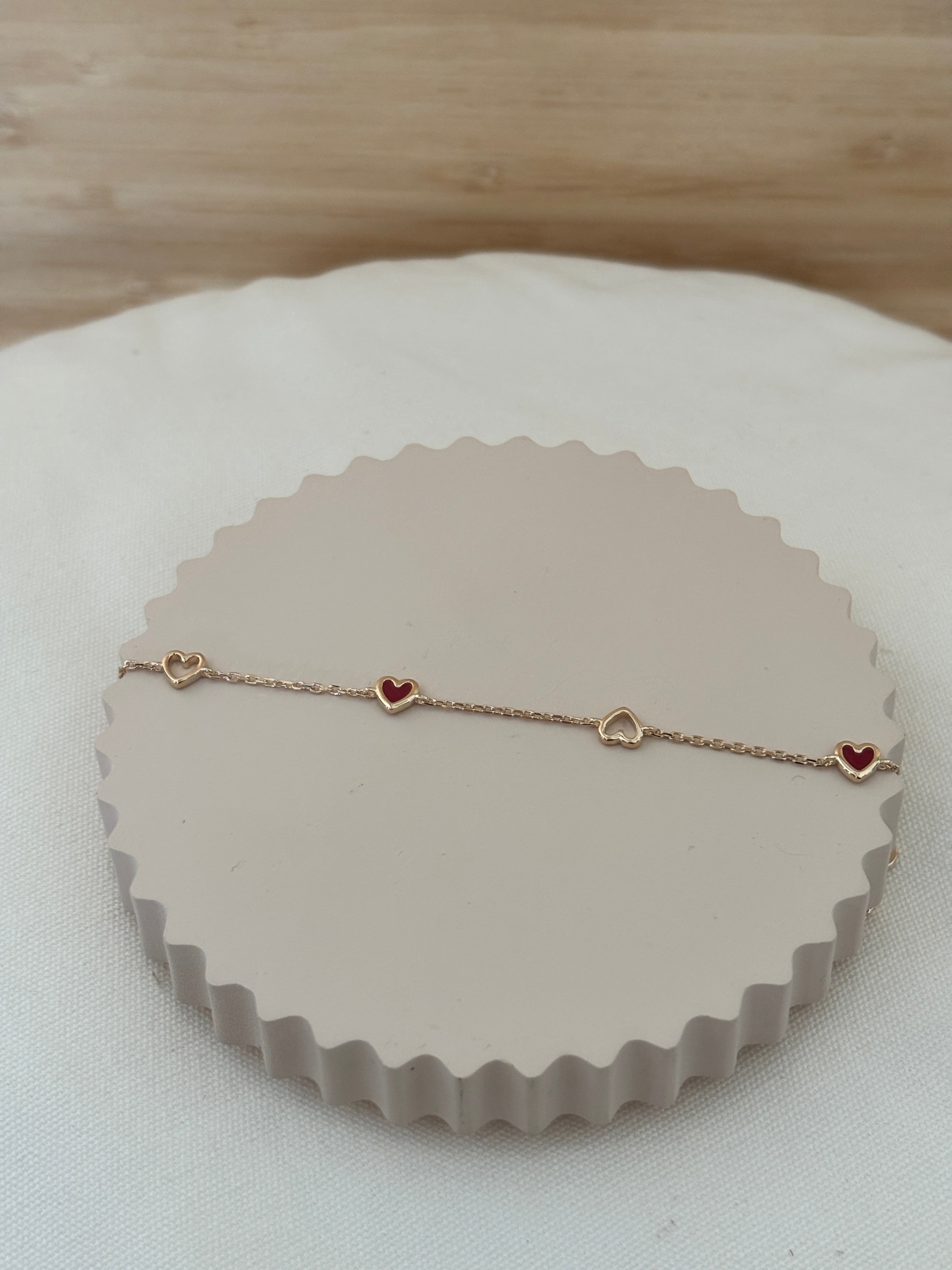 Bracelet Cœurs Rouges et Ajourés Valentine Plaqué Or