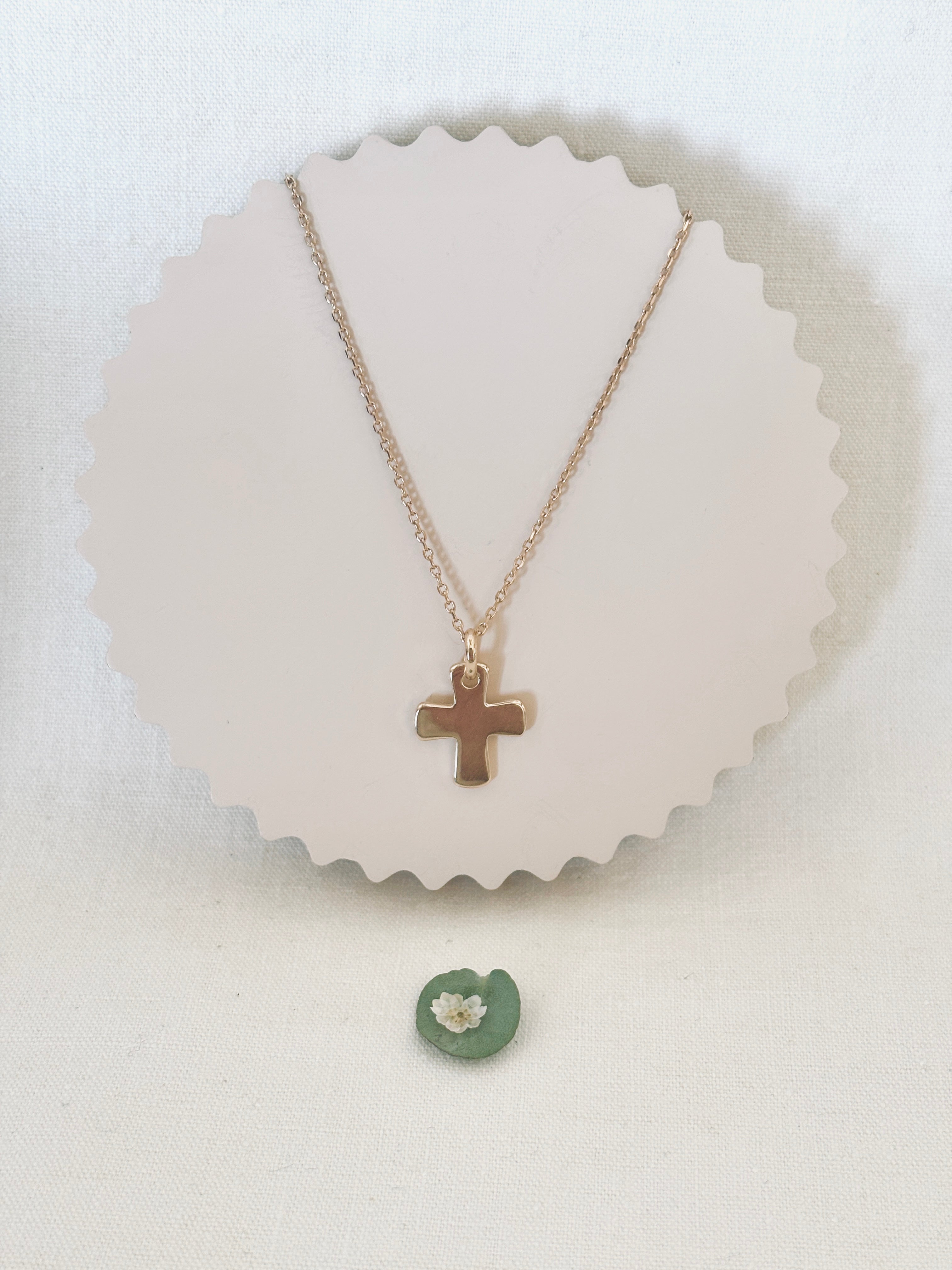 Collier Croix Épaisse Candice Plaqué Or