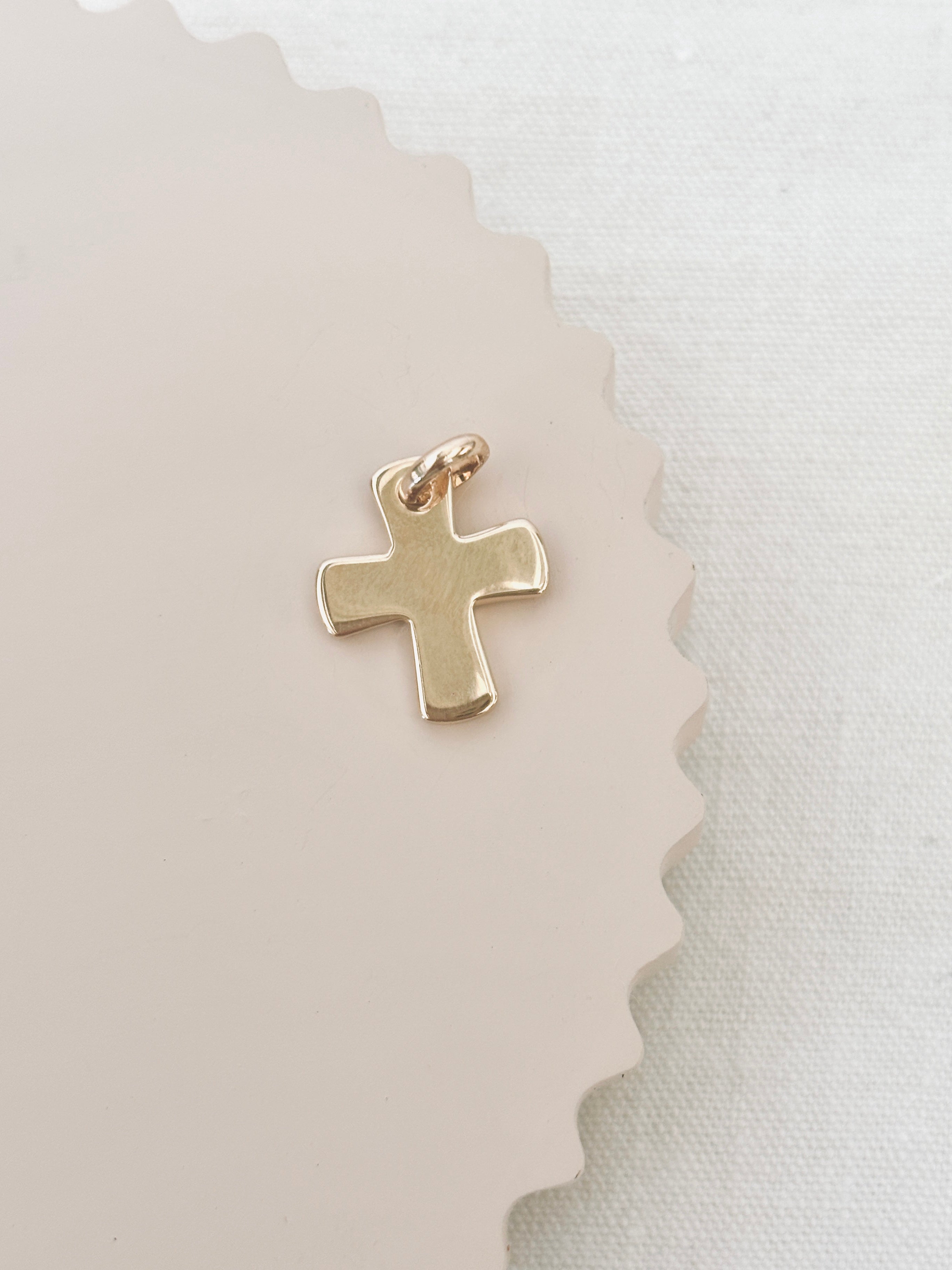 Pendentif Croix Épaisse Candice Plaqué Or