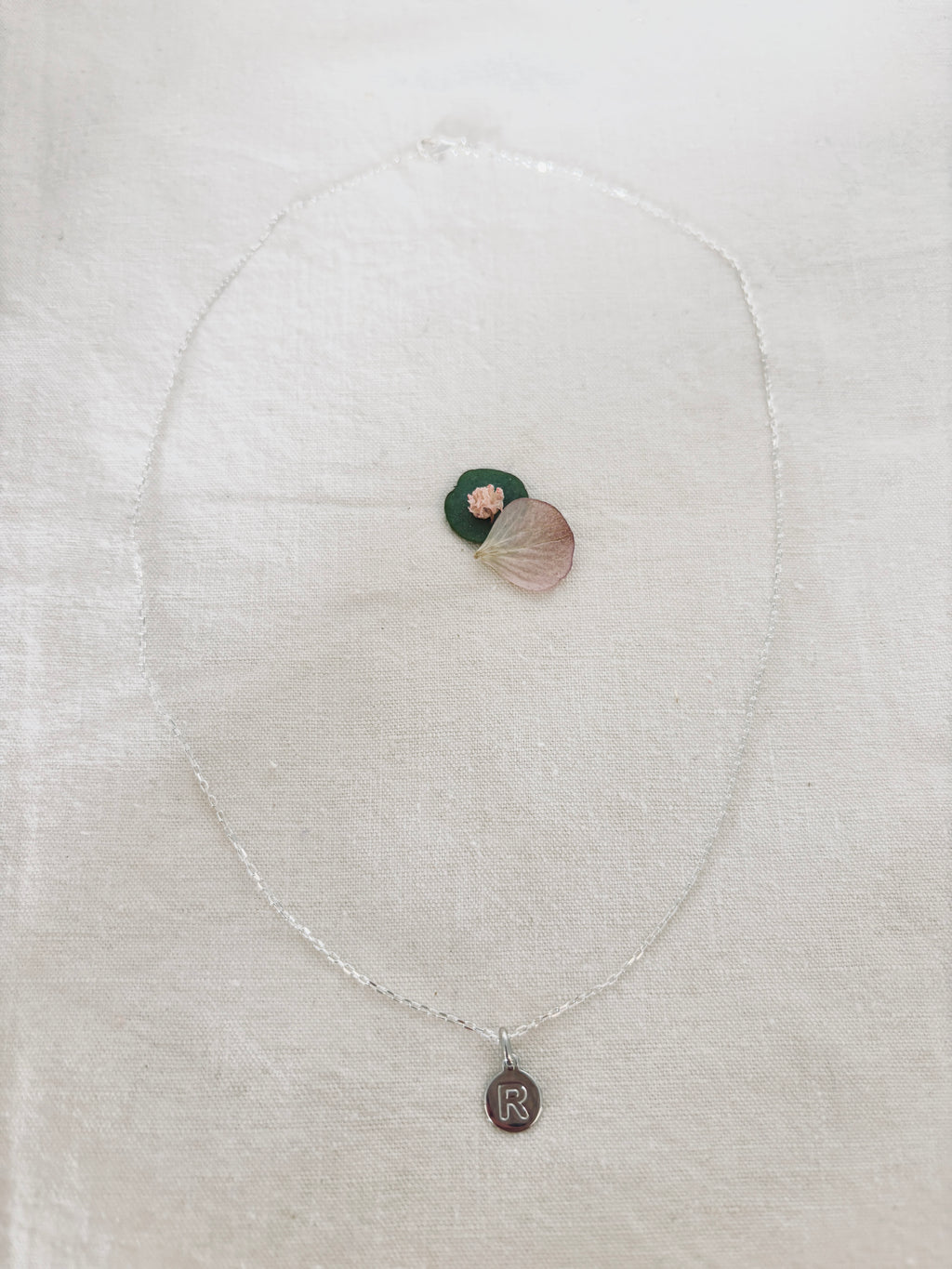 Collier Lettre Médaille Gabriel Argent