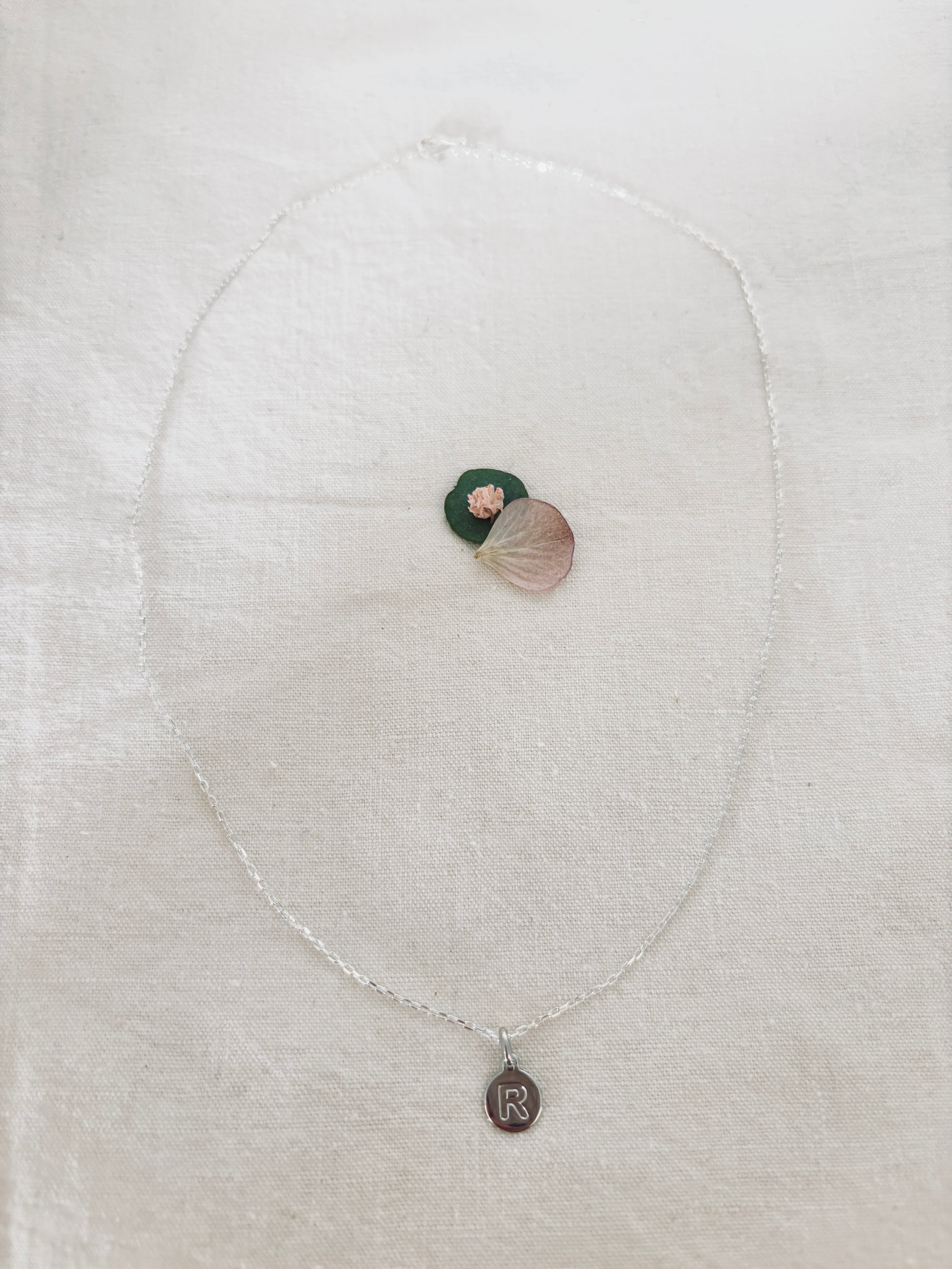Collier Lettre Médaille Gabriel Argent
