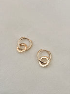 Boucles d'Oreilles Créoles Doubles Martelées Margaux Plaqué Or