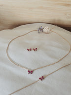 Boucles d'Oreilles Puces Papillon Rose Ninon Plaqué Or