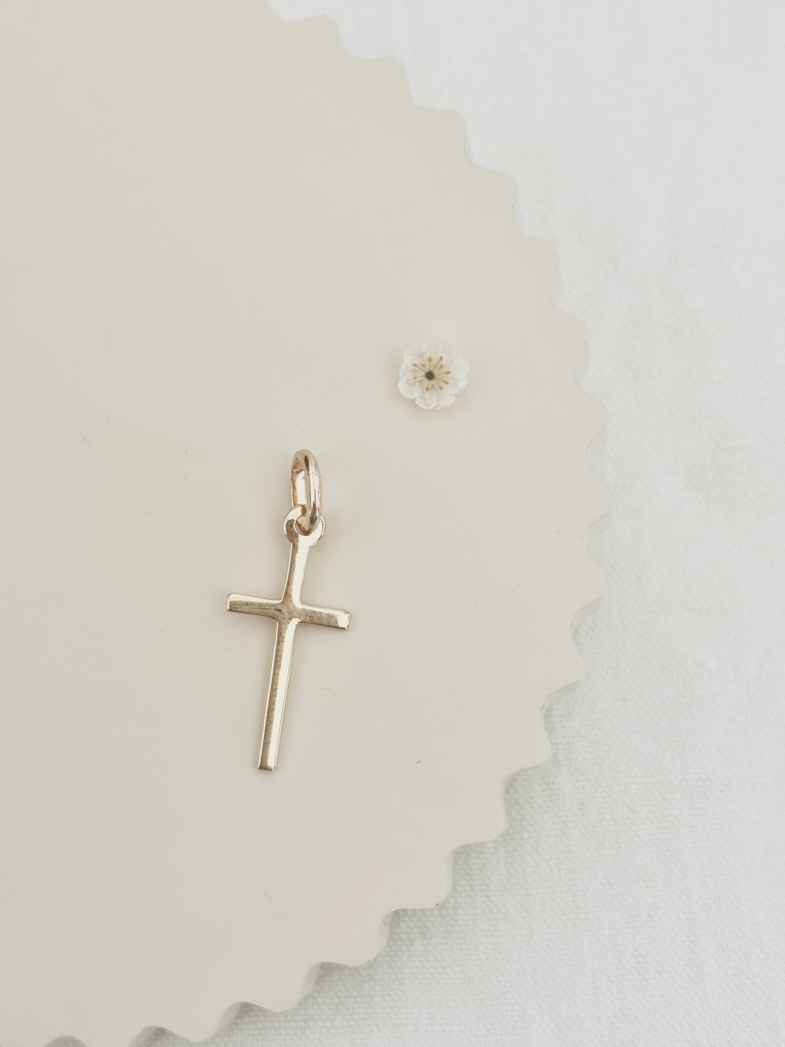 Pendentif Croix Fine Célie Plaqué Or
