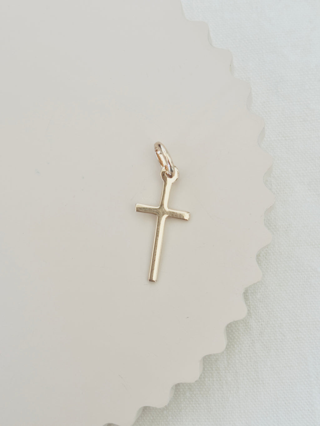 Pendentif Croix Fine Célie Plaqué Or