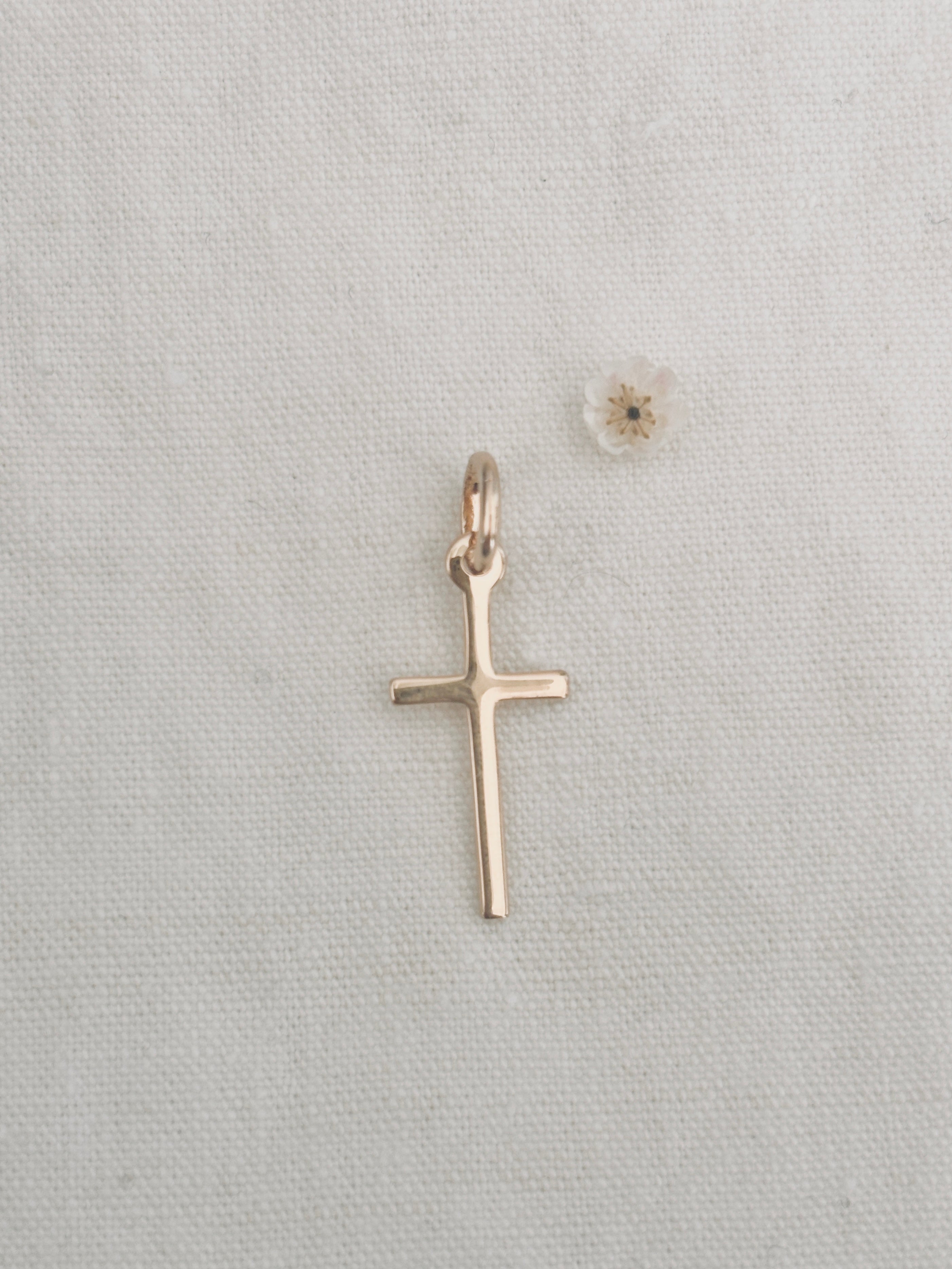 Pendentif Croix Fine Célie Plaqué Or