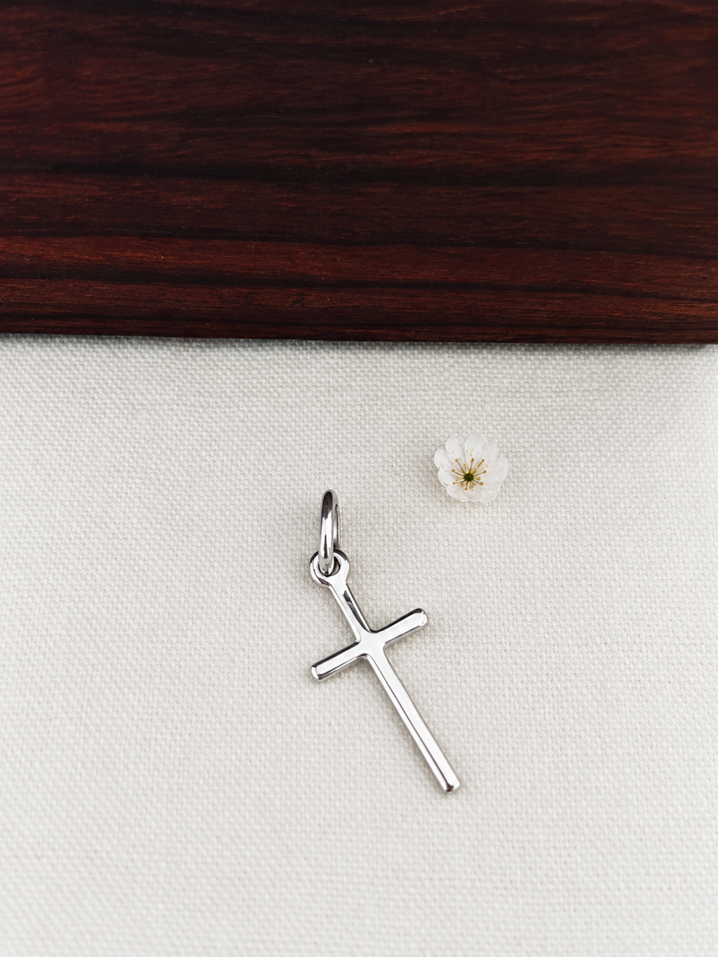 Pendentif Croix Fine Célie Argent