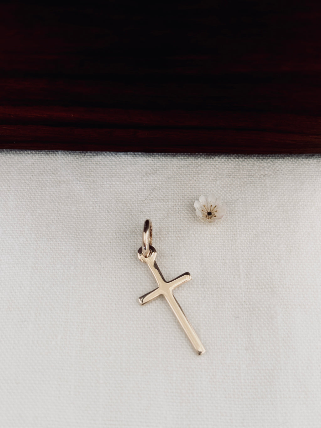 Pendentif Croix Fine Célie Plaqué Or