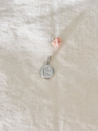 Pendentif Lettre Médaille Gabriel Argent