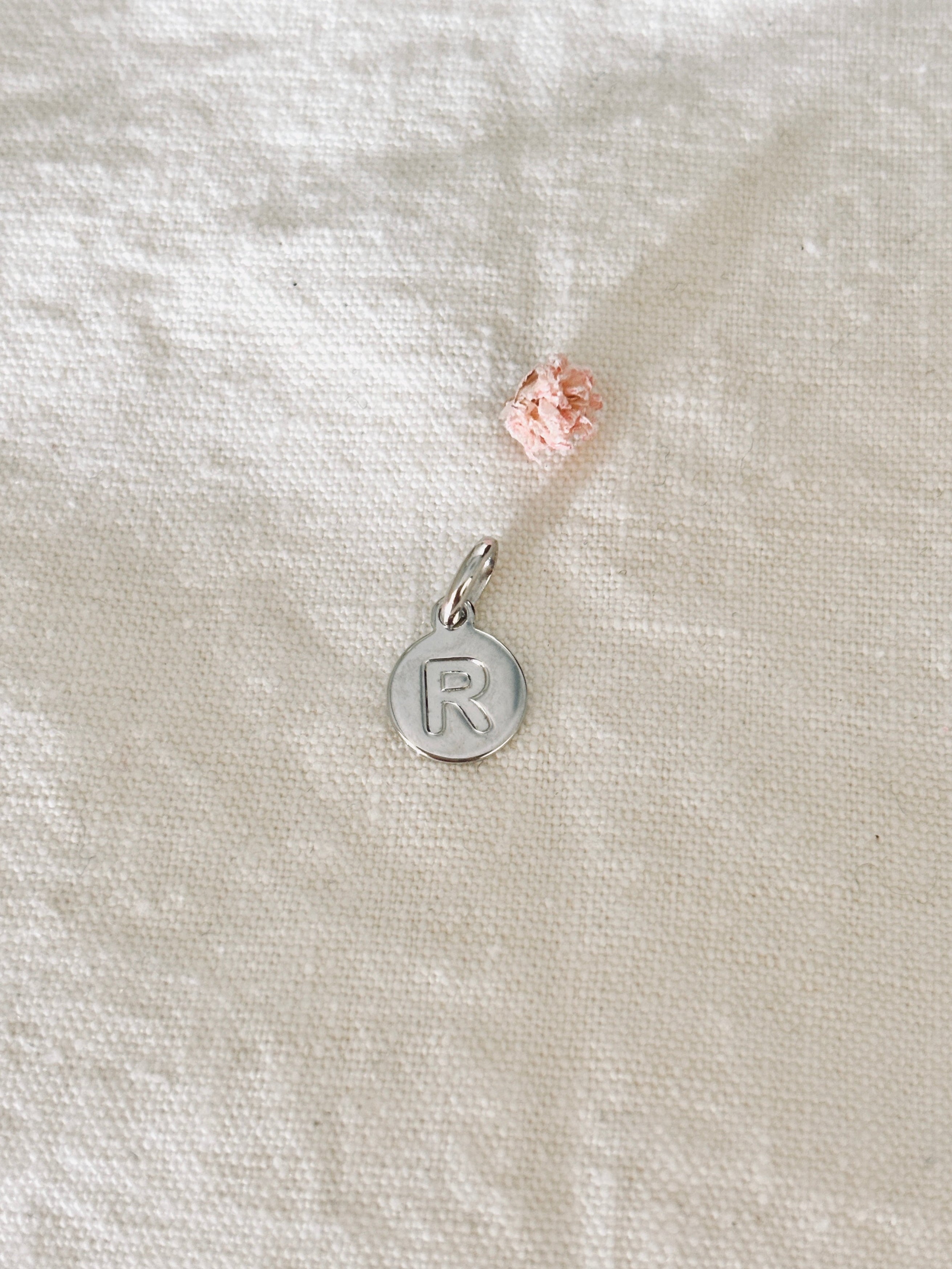 Pendentif Lettre Médaille Gabriel Argent