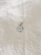 Pendentif Lettre Médaille Gabriel Argent