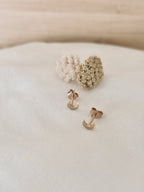 Boucles d'Oreilles Puces Lune Anaïs Plaqué Or