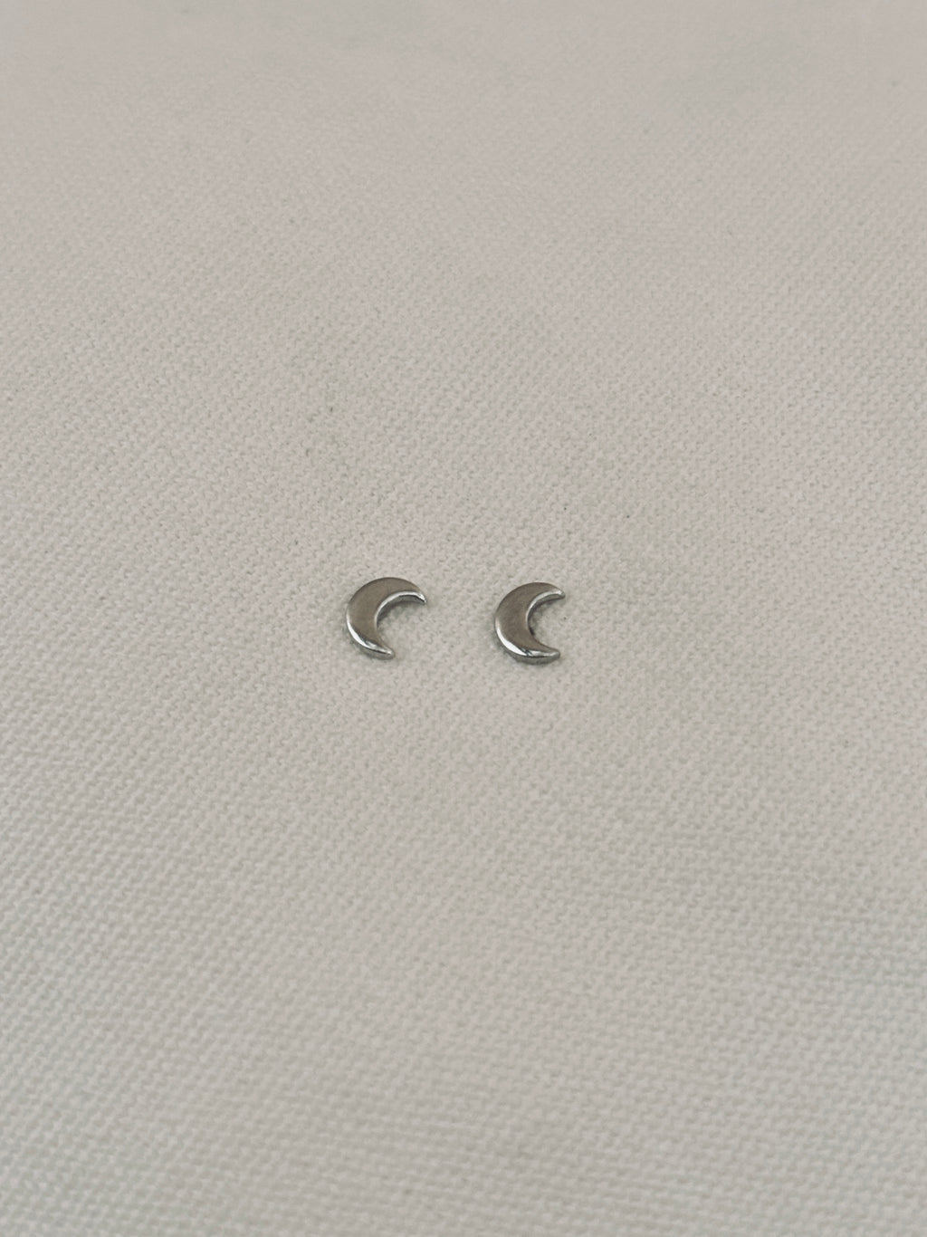Boucles d'Oreilles Puces Lune Anaïs Argent