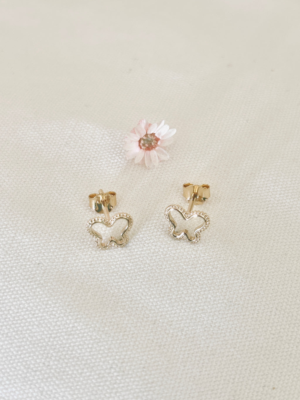 Boucles d'Oreilles Puces Papillon Ajouré Suzon Plaqué Or