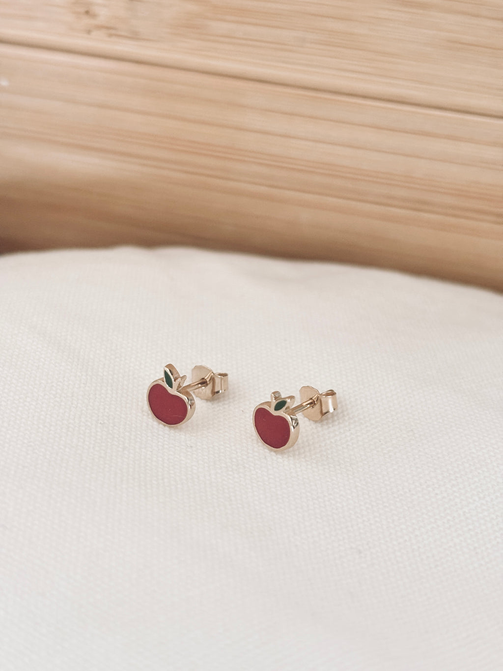 Boucles d'Oreilles Puces Pomme Zélie Plaqué Or